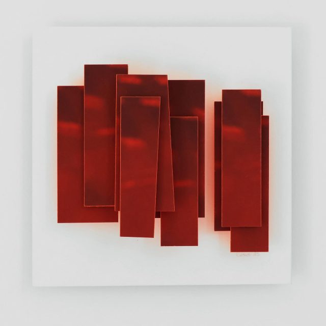Archétype nº12 Tu n’aimes pas le rouges Salomé ? @maisonduchanoine #photography #exhibition #red #deconstructed #abstra…